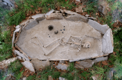 Sopela-las sepulturas megalíticas de Munarrikolanda-1200